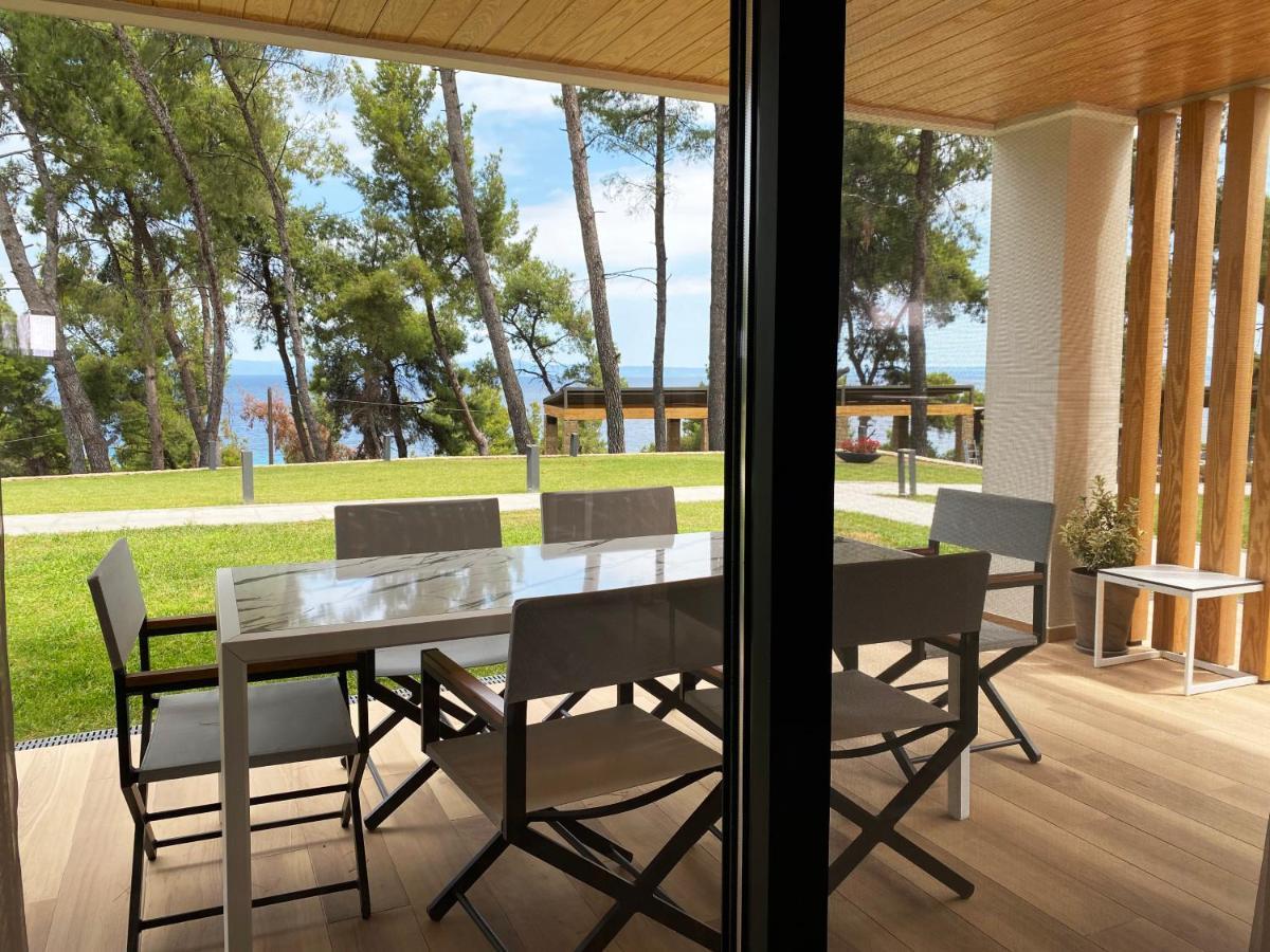Eos Luxury Suites Kriopigi Exterior foto