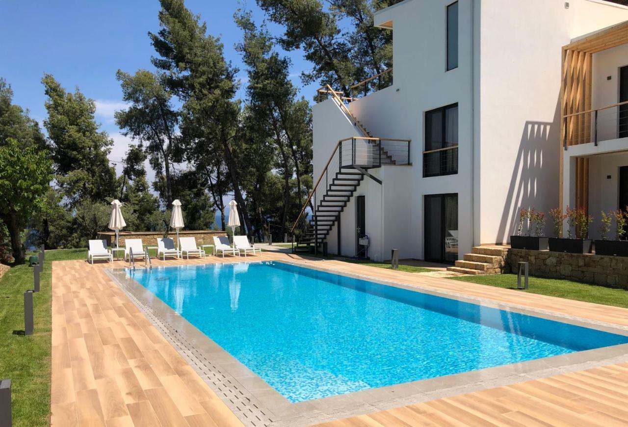 Eos Luxury Suites Kriopigi Exterior foto